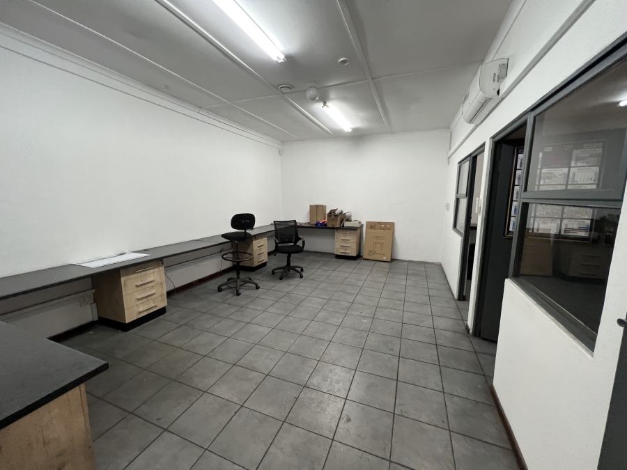 Commercial Property for Sale in Beaconvale Western Cape